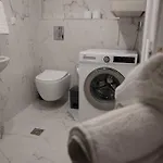 Mariangelas House Apartment *